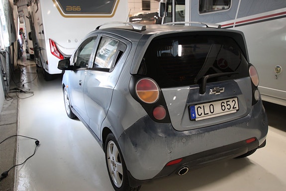 Chevrolet Spark 3 of 5