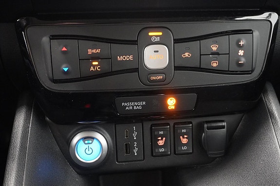 Nissan Leaf 12 of 15
