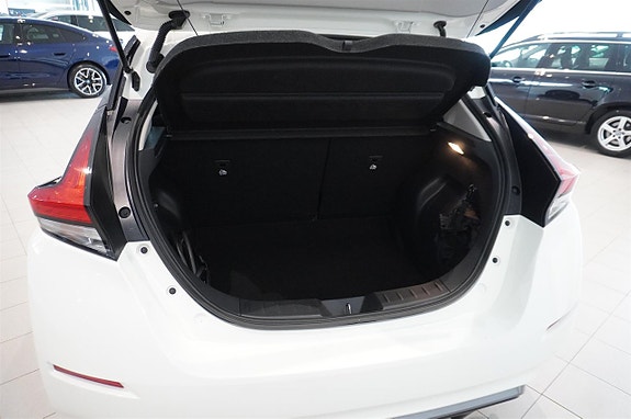 Nissan Leaf 5 of 5
