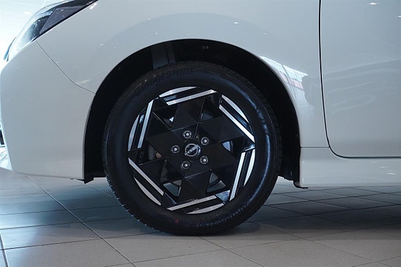 Nissan Leaf 11 of 11