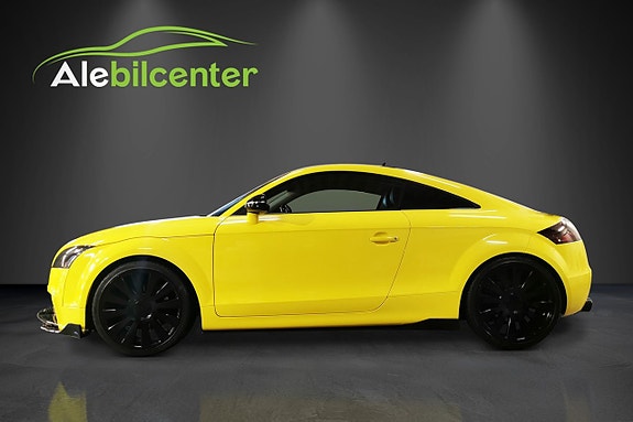 Audi TT 3 of 5