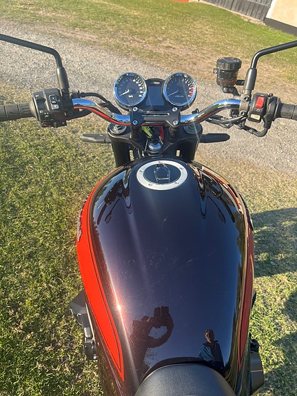 Kawasaki Z900 rs 10 of 11