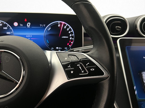 Mercedes-Benz C300 17 of 30