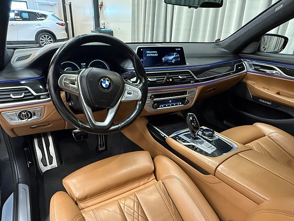 BMW 740d 7 of 18