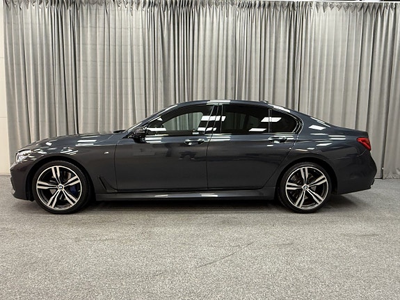 BMW 740d 2 of 5