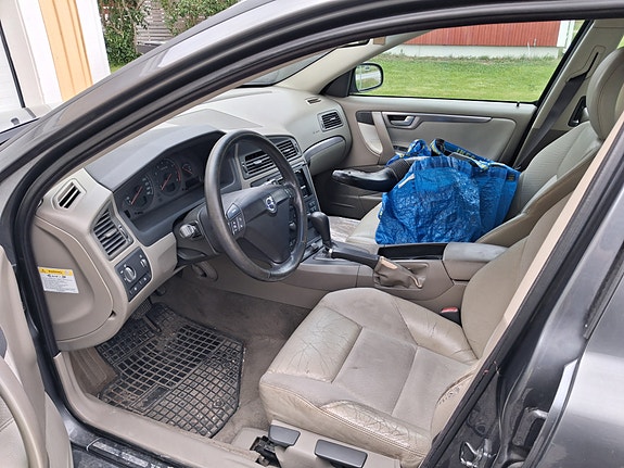 Volvo S60 6 of 7