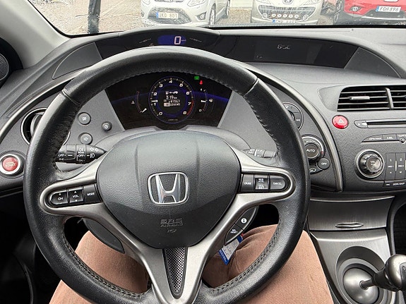 Honda Civic 4 of 5