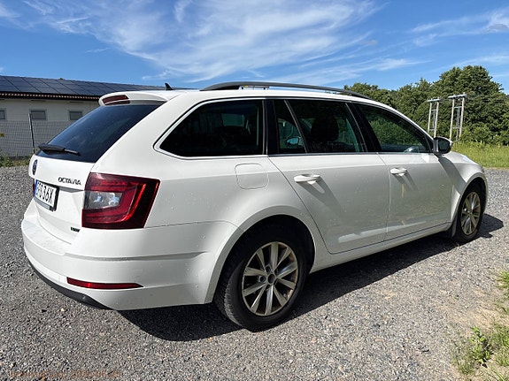 Skoda Octavia 5 of 5