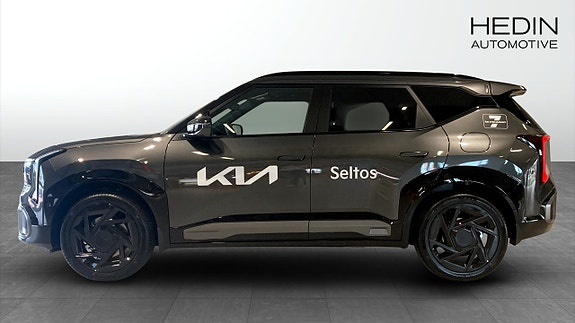 Kia Seltos 6 of 12
