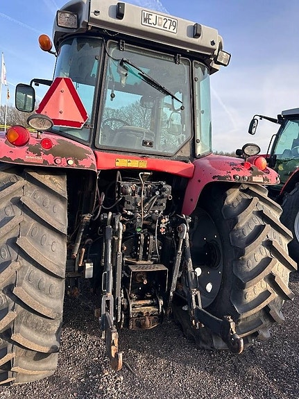 Massey Ferguson 6470 4 of 6