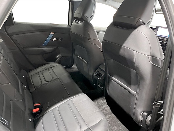 Citroen E-C4 X 12 of 15