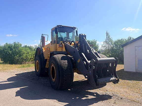 Volvo L 180 E 4 of 5