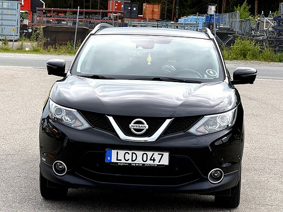 Nissan Qashqai 2 of 5