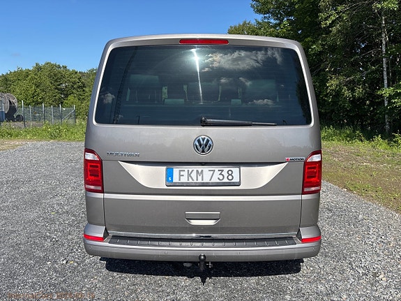 Volkswagen Multivan 6 of 30