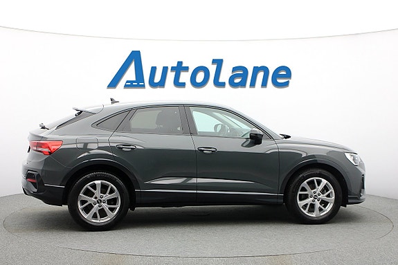 Audi Q3 3 of 30