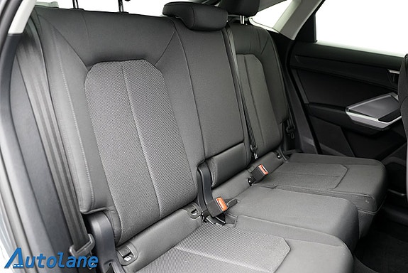 Audi Q3 20 of 30