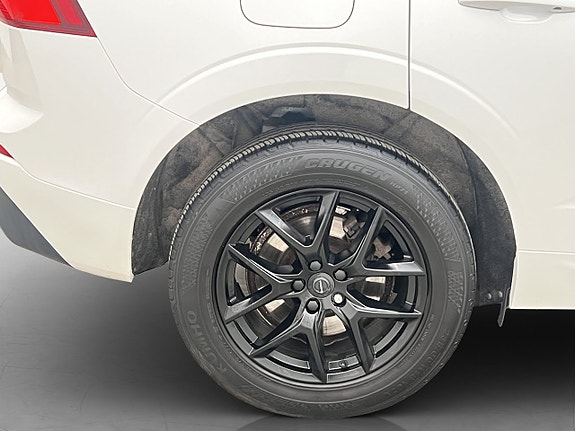 Volvo XC60 27 of 30