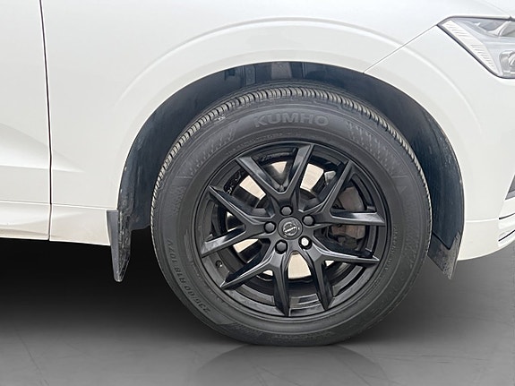 Volvo XC60 28 of 30