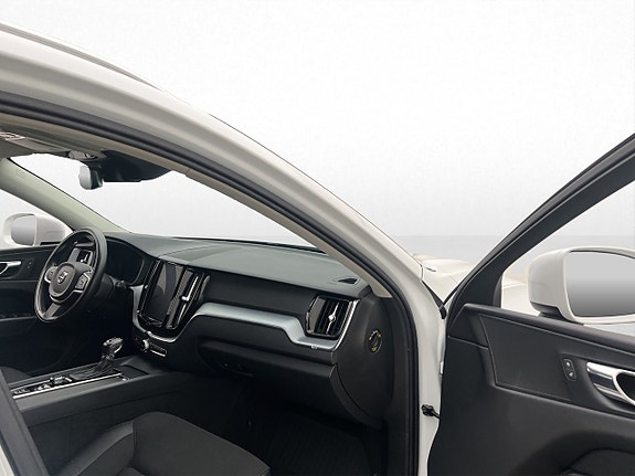 Volvo XC60 24 of 30