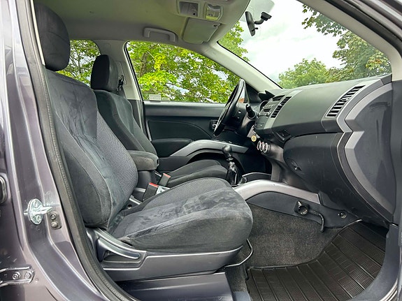 Mitsubishi Outlander 6 of 8