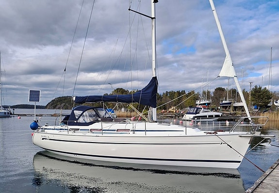Bavaria 36 2 cabin — View photo 1