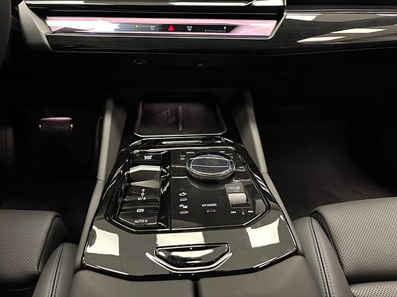 BMW 530e 22 of 25