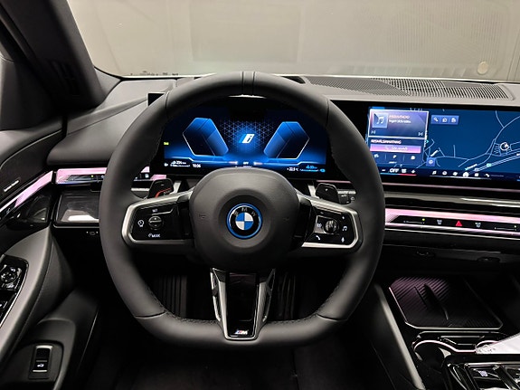 BMW 530e 18 of 25
