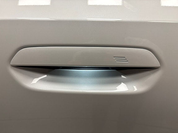BMW 530e 25 of 25