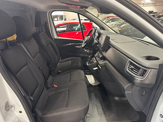 Nissan Primastar 9 of 14