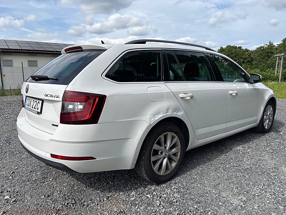Skoda Octavia 5 of 5