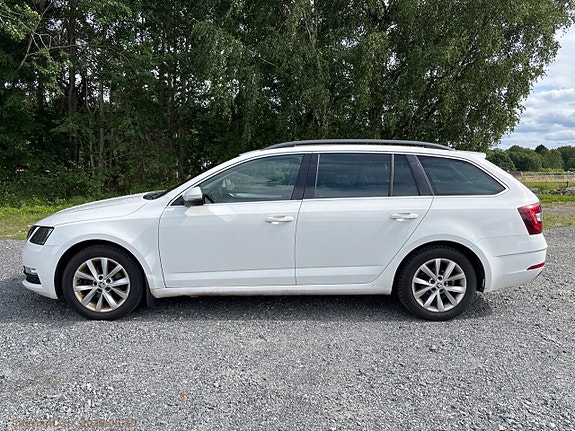 Skoda Octavia 8 of 24