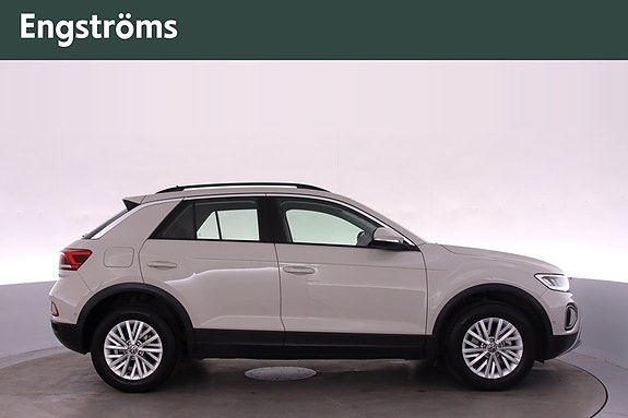 Volkswagen T-Roc 2 of 5