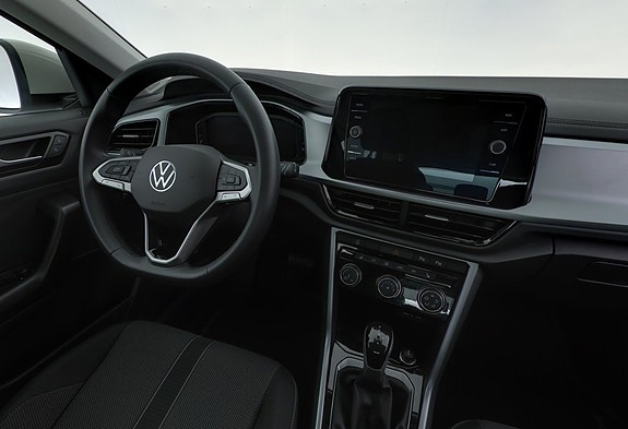 Volkswagen T-Roc 8 of 18