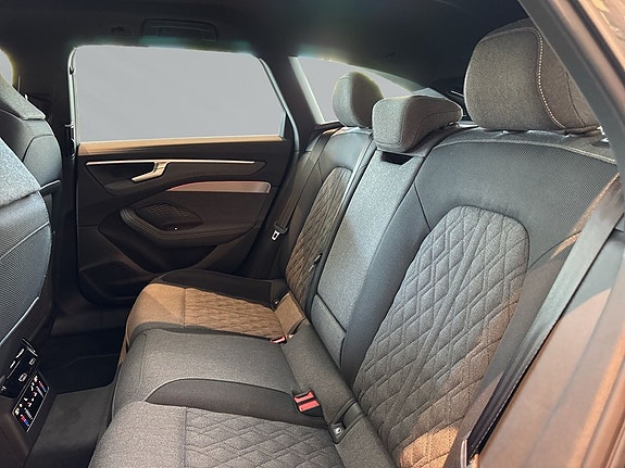 Audi A6 5 of 9