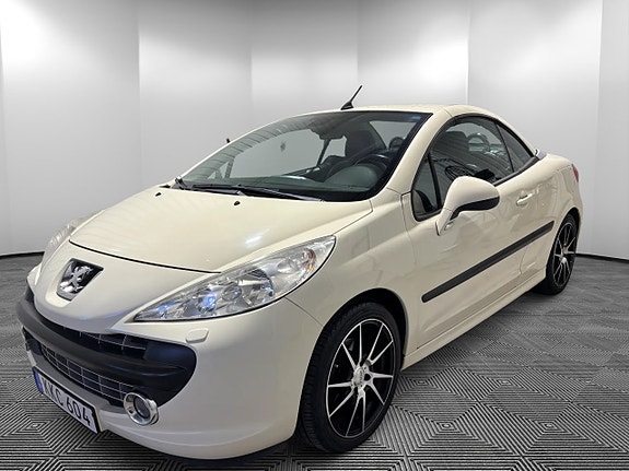 Peugeot 207 CC 6 of 8