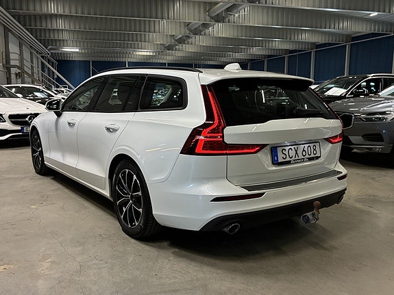 Volvo V60 5 of 5