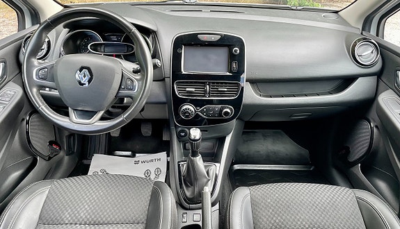 Renault Clio 6 of 8