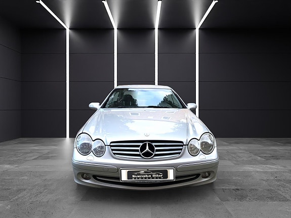 Mercedes-Benz CLK500 2 of 5