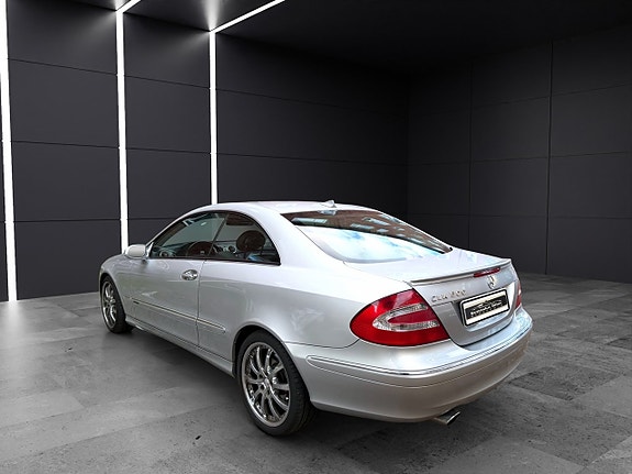 Mercedes-Benz CLK500 6 of 20