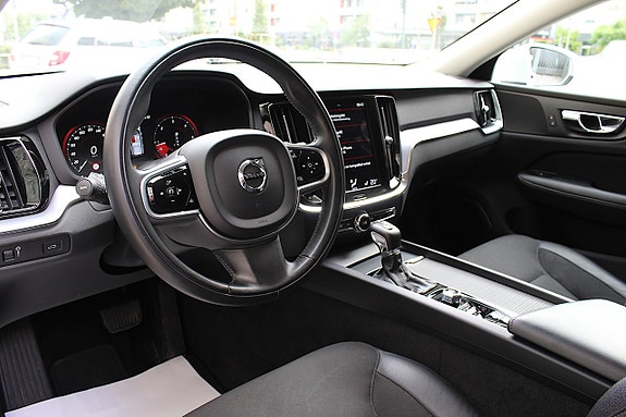 Volvo V60 24 of 25