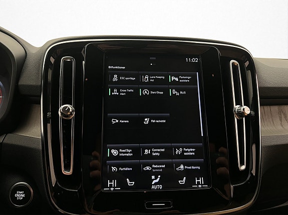 Volvo XC40 18 of 30