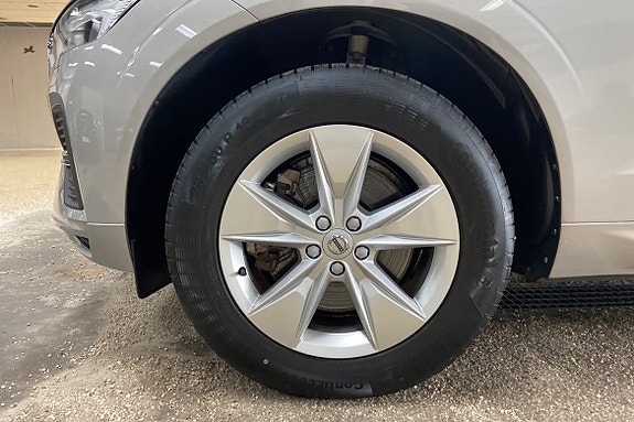 Volvo XC60 17 of 21