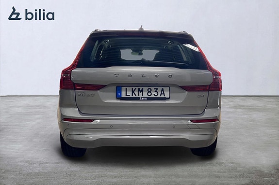 Volvo XC60 5 of 21