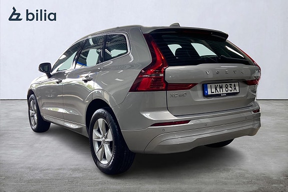 Volvo XC60 2 of 21