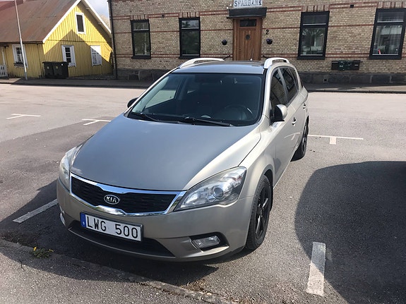 Kia Ceed 3 of 5