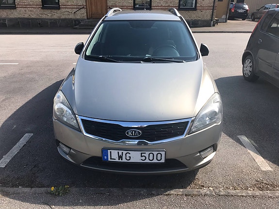 Kia Ceed 4 of 5