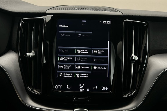 Volvo XC60 24 of 28