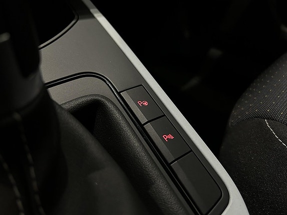 Seat Arona 14 of 14