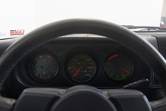 Porsche 924 11 of 18