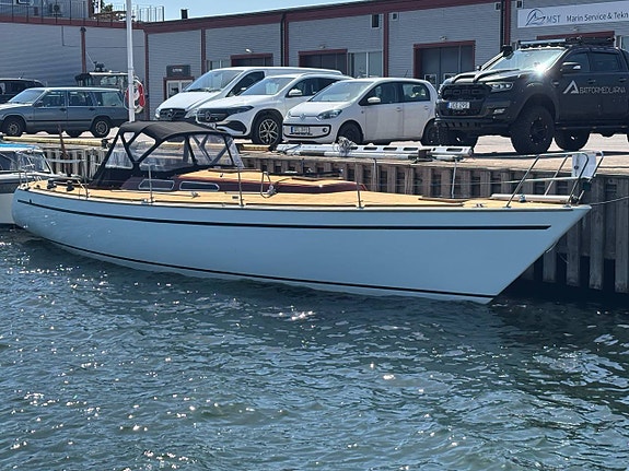 LUFFE 44 – Skrov nr 1 | Ny motor 2026 | Totalrenoverad 5 of 5